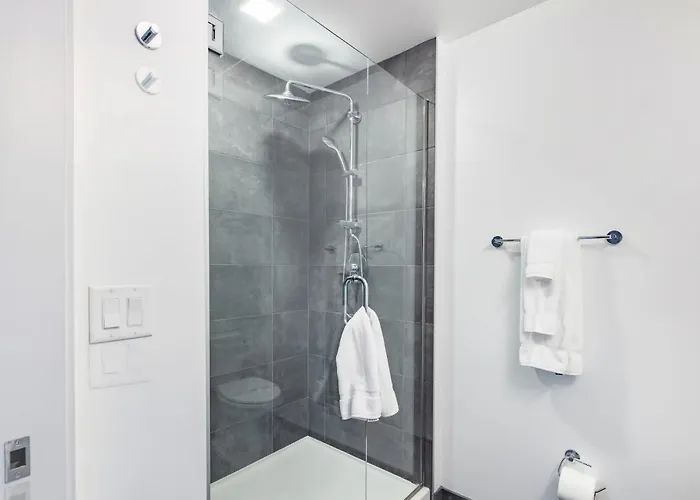 In Downtown Appart hôtel 4*