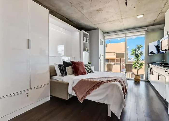 Appart hôtel In Downtown 4*