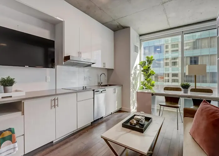 Appart hôtel In Downtown 4*